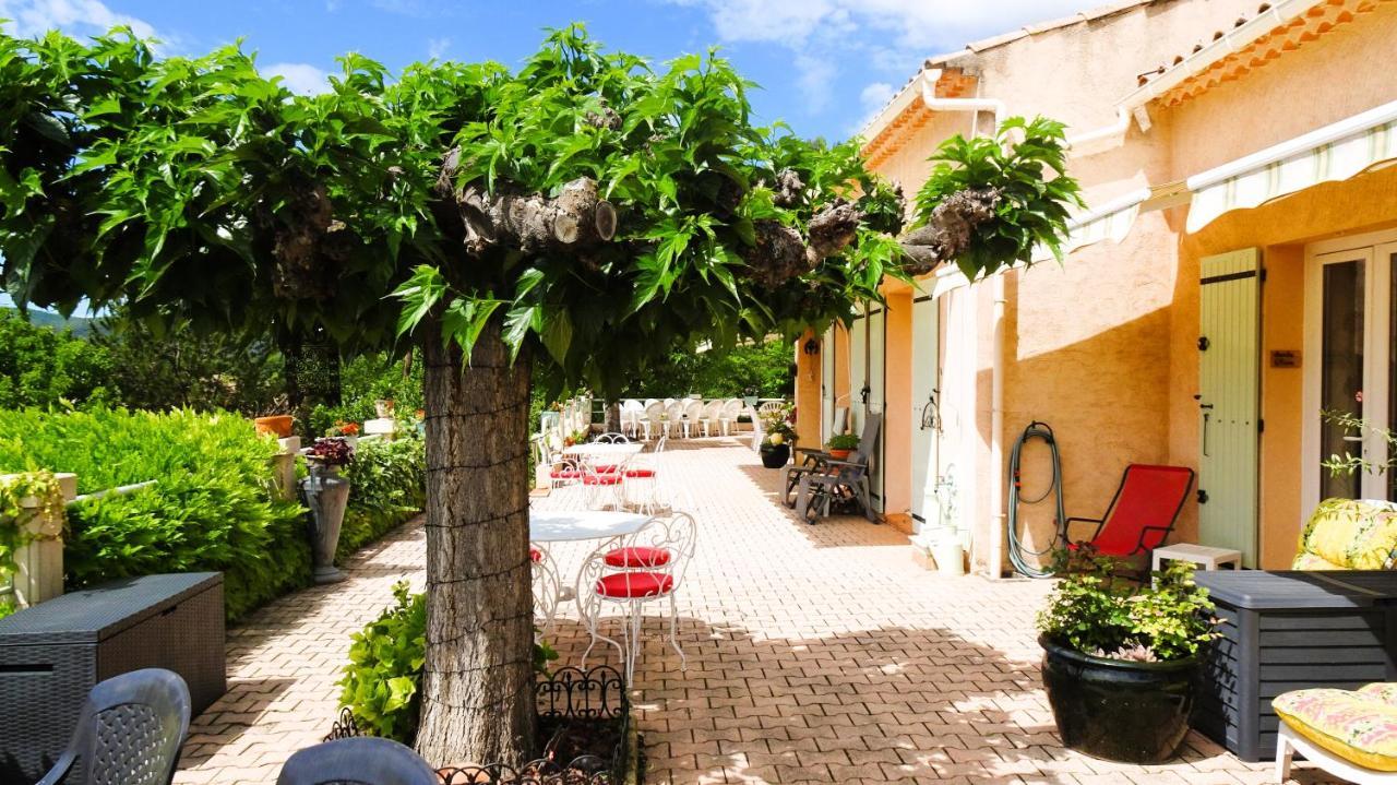La Bastide Des Roses Bed & Breakfast Saint-Julien-d'Asse Exterior photo