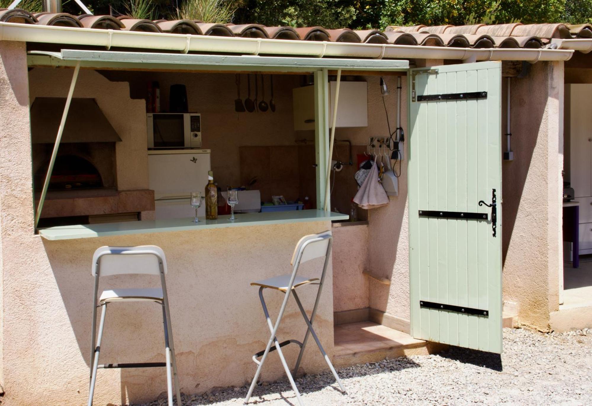 La Bastide Des Roses Bed & Breakfast Saint-Julien-d'Asse Exterior photo
